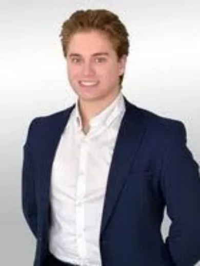 Cameron Davis - Real Estate Agent at Century 21 Novocastrian - CHARLESTOWN