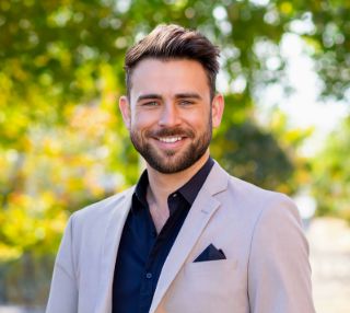 Cameron Greaves - Real Estate Agent