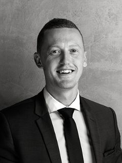 Cameron Hall - Real Estate Agent