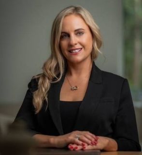 Candice  Serra - Real Estate Agent