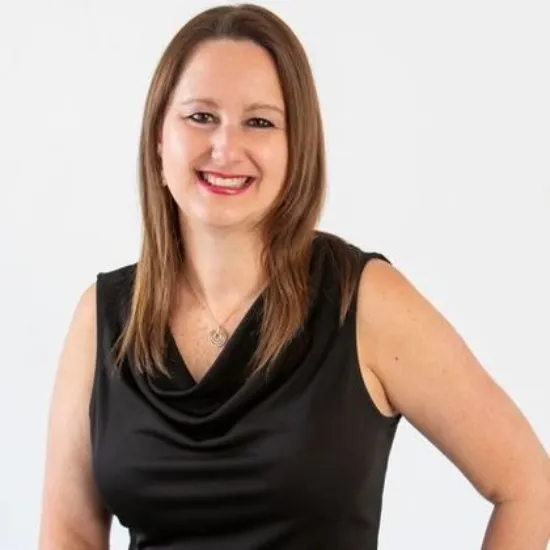 Claudia Macdonald - Real Estate Agent at Raine & Horne Forestville - Frenchs Forest