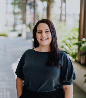 Cara  Schwartz - Real Estate Agent