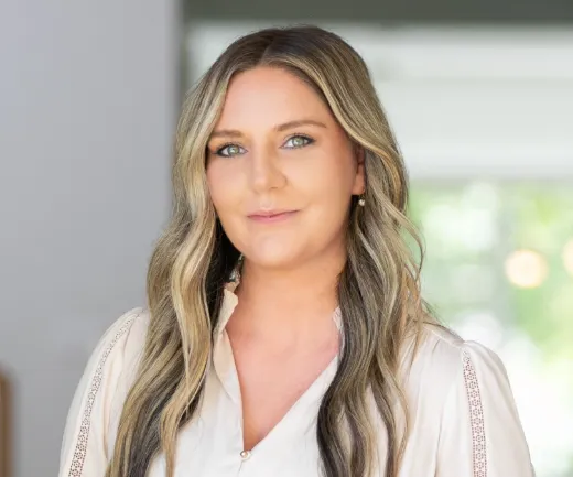 Cara Vowles - Real Estate Agent at Barry Plant Heathmont