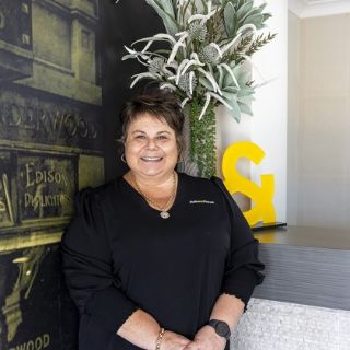 Carla Healy - Real Estate Agent