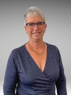 Cate Thomas - Real Estate Agent