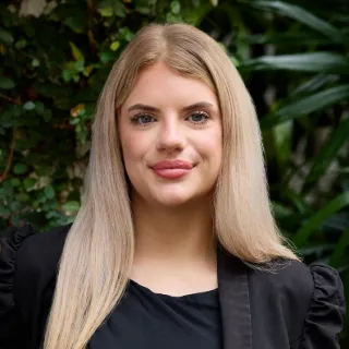 Shania Owen - Real Estate Agent