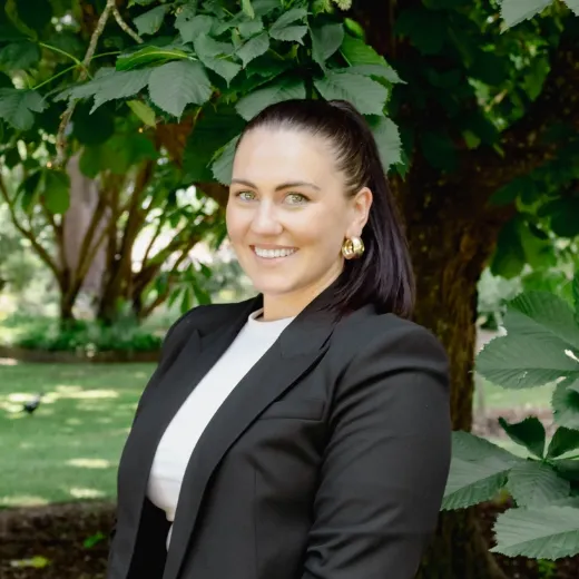 Lilly Redpath - Real Estate Agent at Ray White - Kyneton