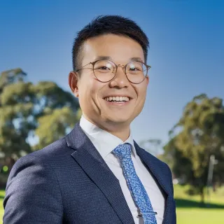 Henry  Qian - Real Estate Agent