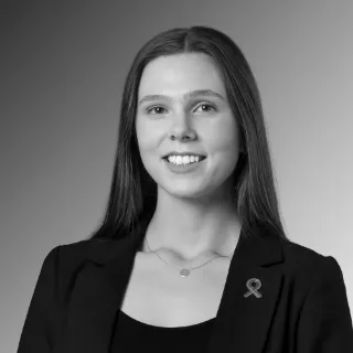 Charlotte Currie - Real Estate Agent