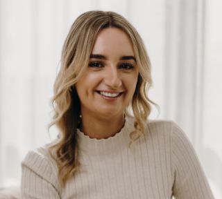 Charlotte Miller - Real Estate Agent