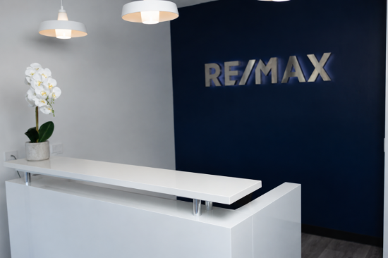 RE/MAX Property Professionals  - Greater Springfield & Greater Flagstone - Real Estate Agency