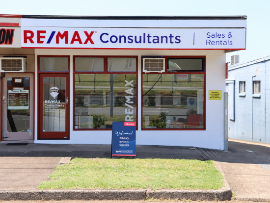 REMAX Consultants - Real Estate Agency