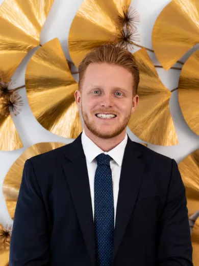 Bayliss Servante - Real Estate Agent at Realm Property Group - OATLEY