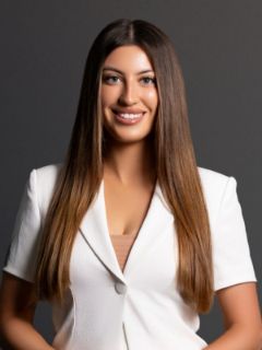 Chloe McKinnon - Real Estate Agent
