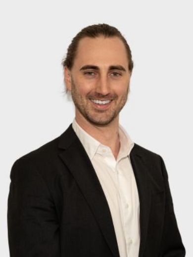 Christopher Thiveos - Real Estate Agent at Barry Plant - Docklands