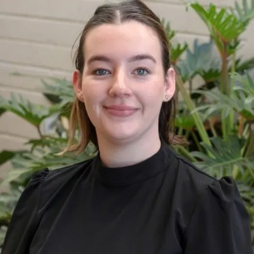 Ciara Roche - Real Estate Agent at Raine & Horne Wallsend & New Lambton - WALLSEND