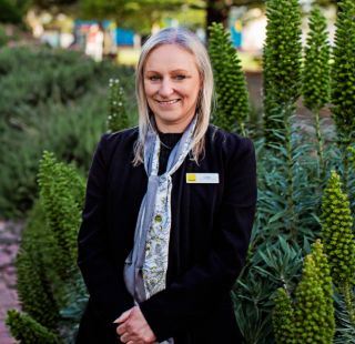 Cindy Macgowan - Real Estate Agent