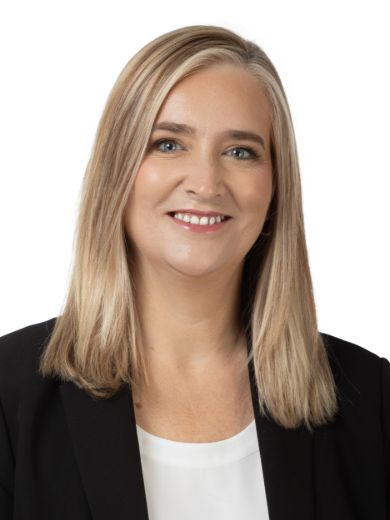 Claire Bartlett - Real Estate Agent at Harcourts Alliance
