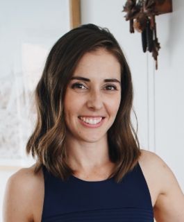 Claire Dowling - Real Estate Agent