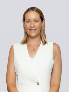 Claire Reardon - Real Estate Agent
