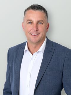 Clinton Sheldon - Real Estate Agent