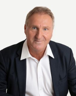 Con Bastiras  - Real Estate Agent
