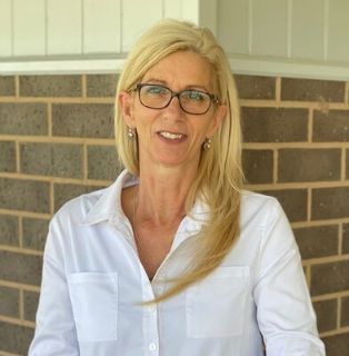 Connie Scheffer - Real Estate Agent