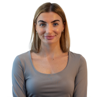Alexi Murray - Real Estate Agent