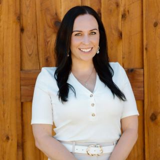 Kristie Hoffman - Real Estate Agent
