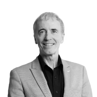 Peter Robertson - Real Estate Agent