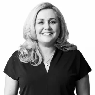 Kelly West - Real Estate Agent