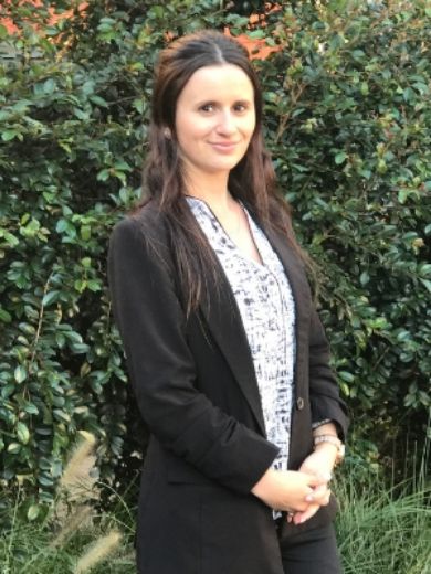 Cristina Cucuzza - Real Estate Agent at Ray White (IW Group)