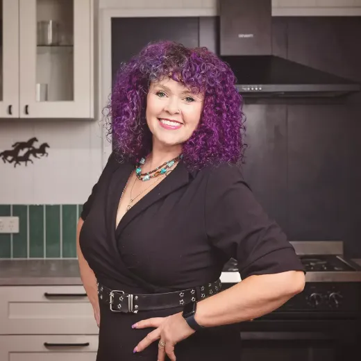 Angela Le Fevre - Real Estate Agent at Acreage and Lifestyle Property - BEACHMERE