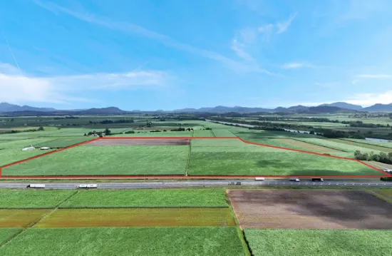 2 & 3, Nilssons Road, Racecourse, Qld 4740