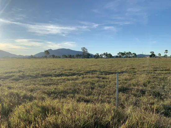 33796 Bruce Highway, Mount Surround, Qld 4809
