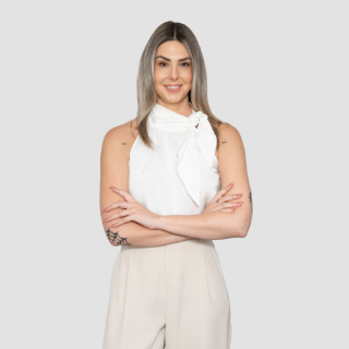 Victoria McLaughlin - Real Estate Agent