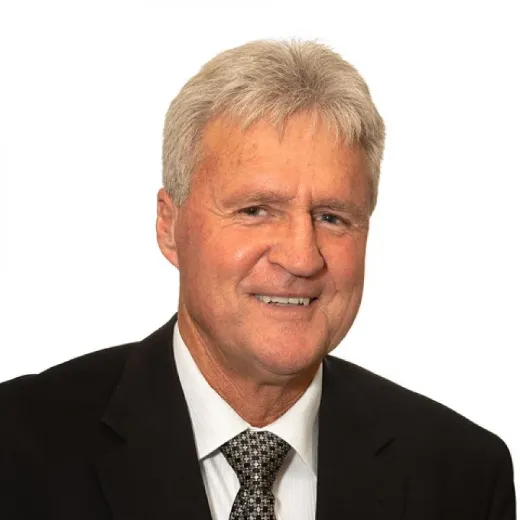 Chris Cain - Real Estate Agent at Summit Realty South West