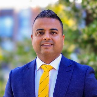Saurabh (Robin) Kalra - Real Estate Agent
