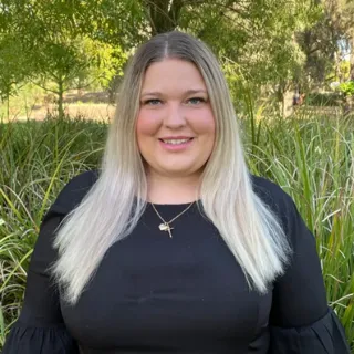 Sheri Mitchell - Real Estate Agent
