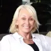 Sonia Poole - Real Estate Agent - Ray White Cairns Beaches 