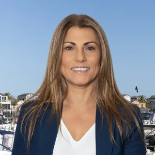 Genevieve  Hill - Real Estate Agent