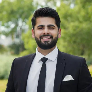 Shubham Banger - Real Estate Agent