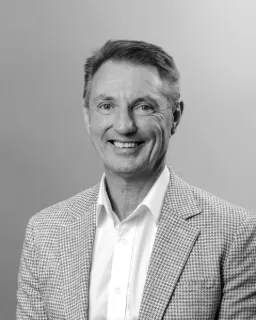 Steve LloydSmith - Real Estate Agent