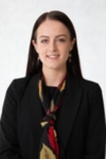 Zoe Bradford - Real Estate Agent