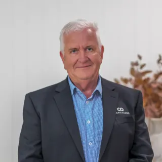 Peter  Wilson - Real Estate Agent