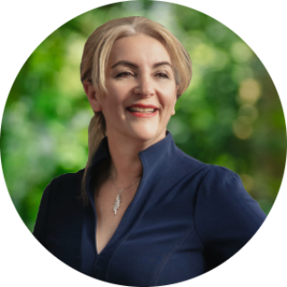 Vicky Lozano - Real Estate Agent