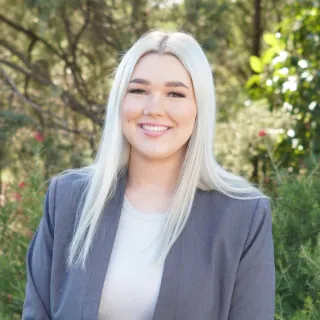 Astah Ramsay - Real Estate Agent