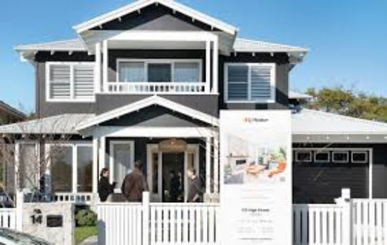 LJ Hooker - Budgewoi | Toukley - Real Estate Agency