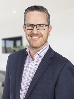 Damian Shackell - Real Estate Agent