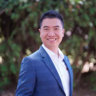 Dan  He - Real Estate Agent